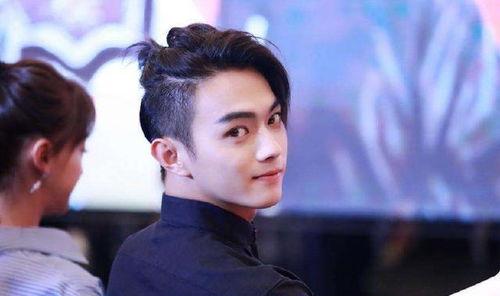 最近爆料男星名单大全视频,揭秘近期名单大全 第3张 最近爆料男星名单大全视频,揭秘近期名单大全 第3张