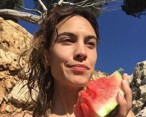 娱乐圈吃瓜照片模板大全,吃瓜照片模板大全，带你领略明星幕后生活  第2张